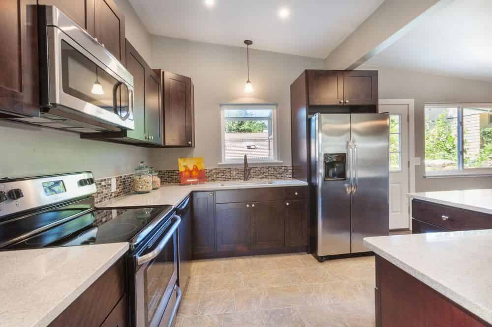 Refrigerators & Freezers Removal image