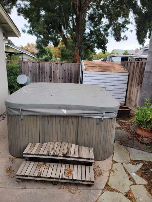 Gallery photos for Hot Tub Removal in Gilroy California: Image #1