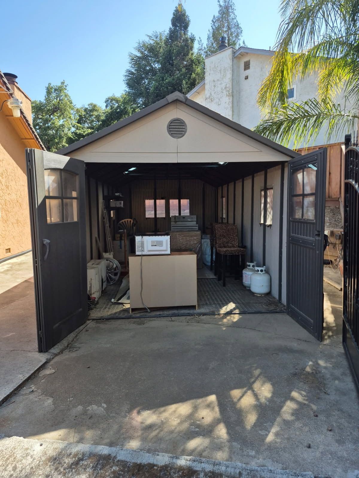 Efficient Shed Cleanout Reclaims Your Space image