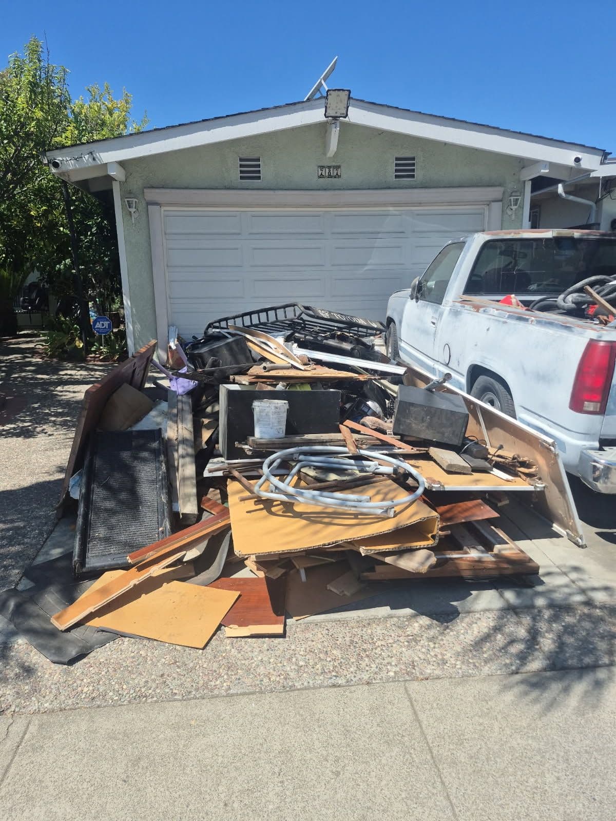 Transforming Spaces with Expert Junk Removal image
