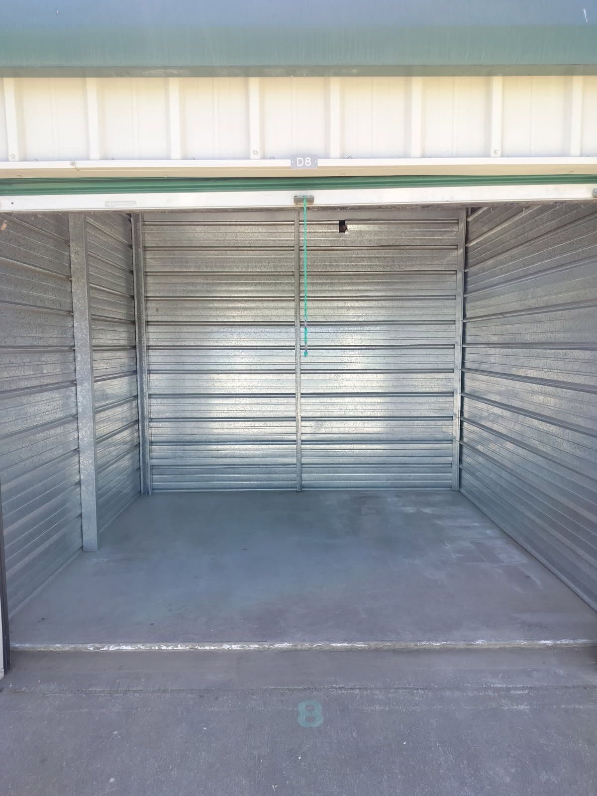 Gallery photos for Expert Storage Unit Cleanout in Gilroy CA: Image #1