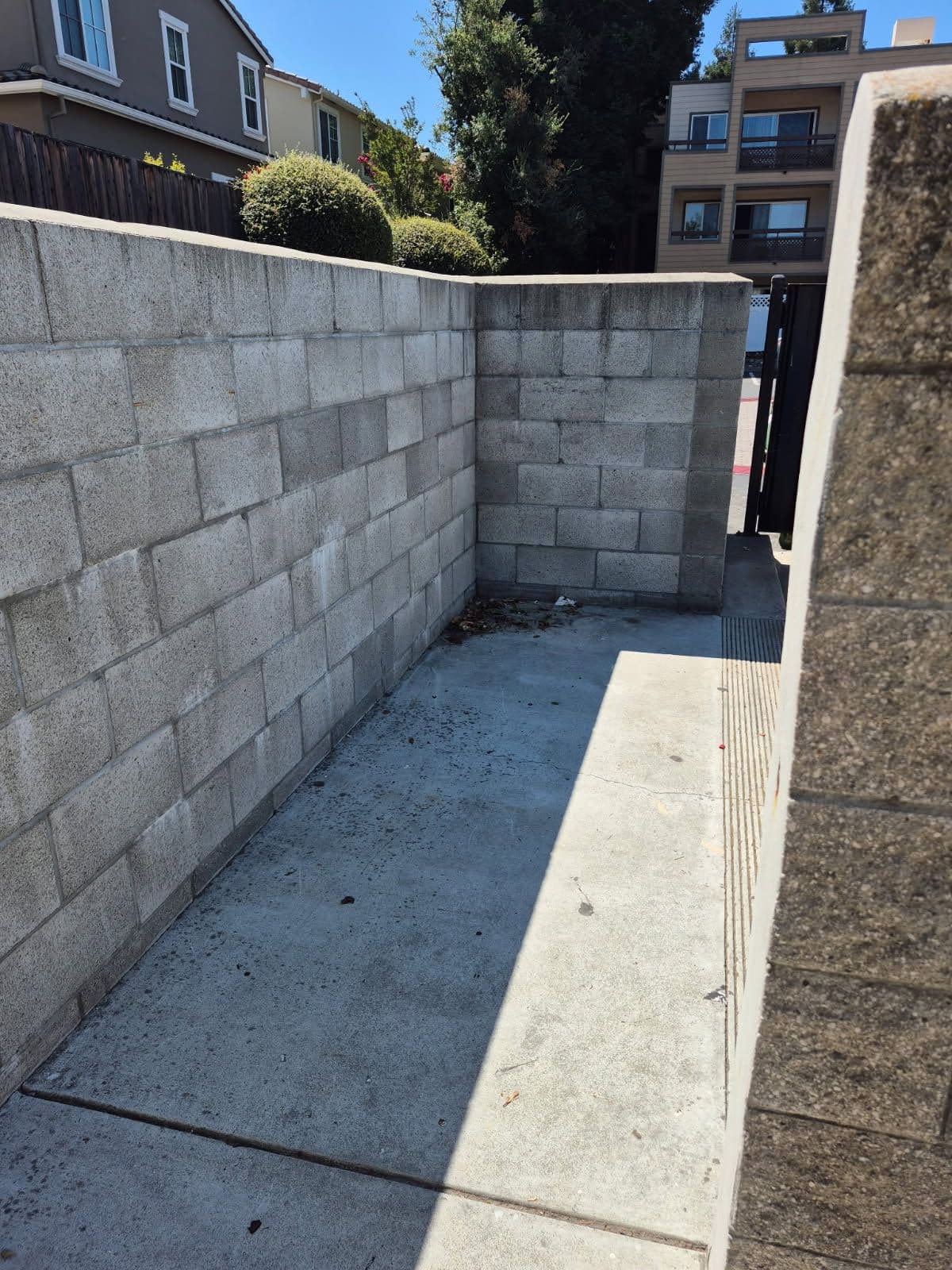 Gallery photos for Efficient Bulk Trash Removal in Los Gatos: Image #1