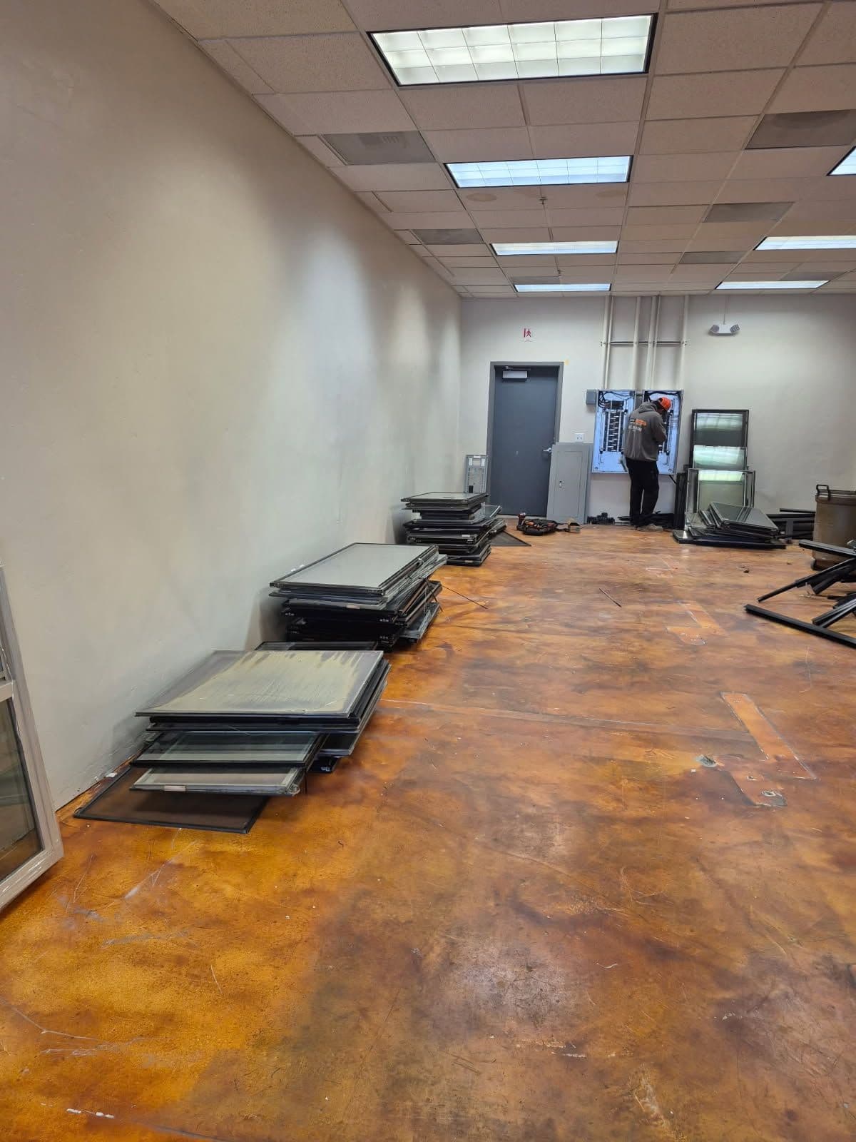 Gallery photos for Efficient Office Cleanout in Salinas CA: Image #1