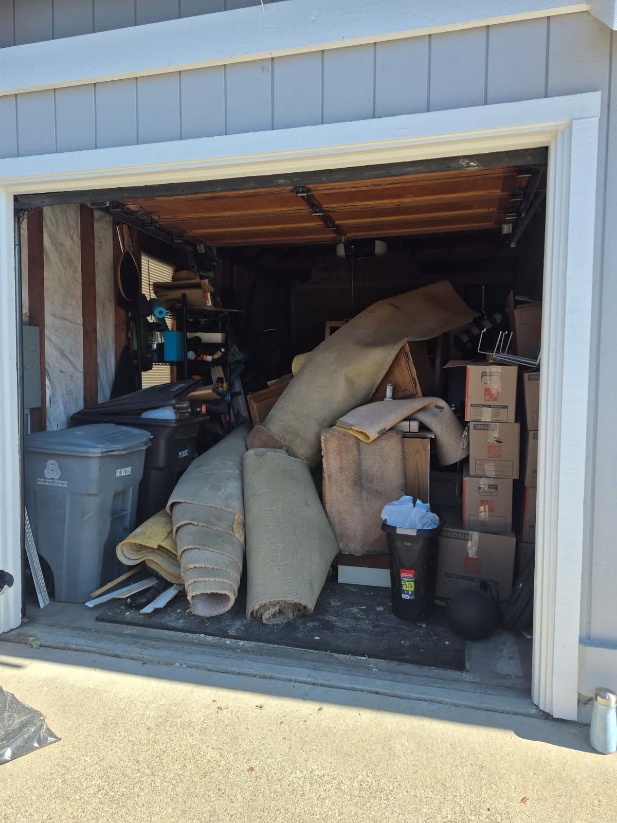 Gallery photos for Garage Cleanout in Santa Clara County: Image #1